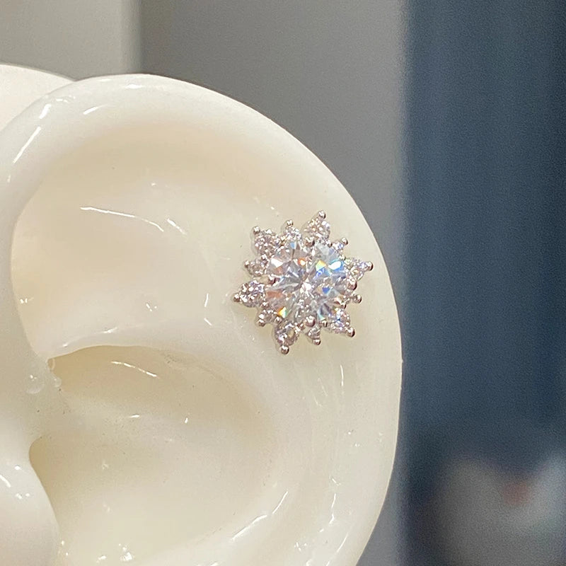 1 PCS New Fashion Cute Pink Zircon Crystal Ear Bone Nail 316L Medical Titanium Steel Earrings for Women Y2K Punk Jewelry