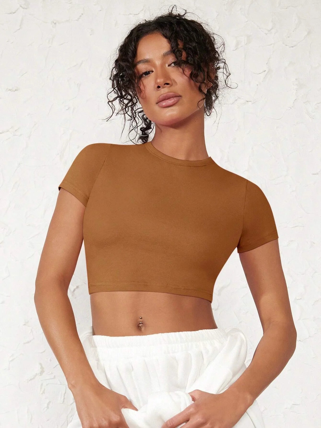 Tight Tops Sexy Crop T-Shirt Summer Woman Short Sleeves Breathable Stretch Soft Females Tee Clothing Highlighting A Good Figure