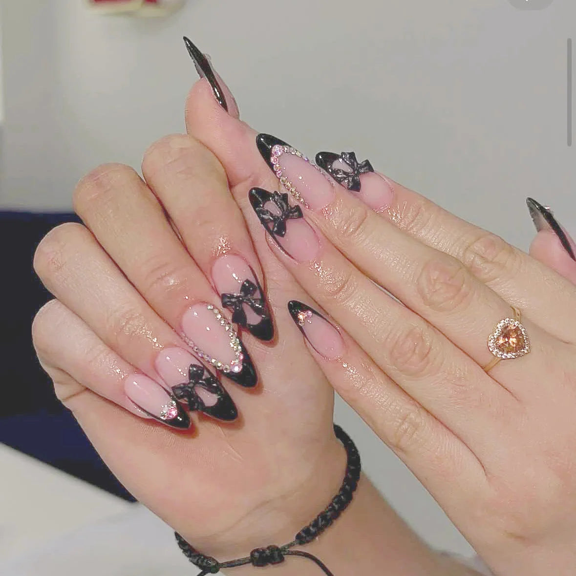 24pcs French Almond False Nails Sweet Pink Pearl Bow Decor Fake Nails Wearable Detachabe Sweet Korean Press on Nails for Girls