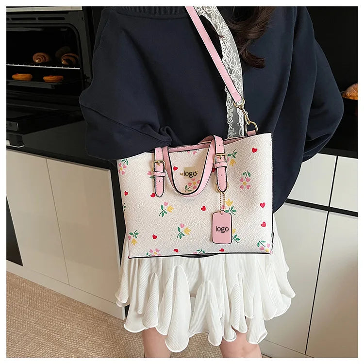 2025 Popular Classic Retro Tote Bag with Print, Shoulder Bag, Crossbody Bag, and Handheld Bag