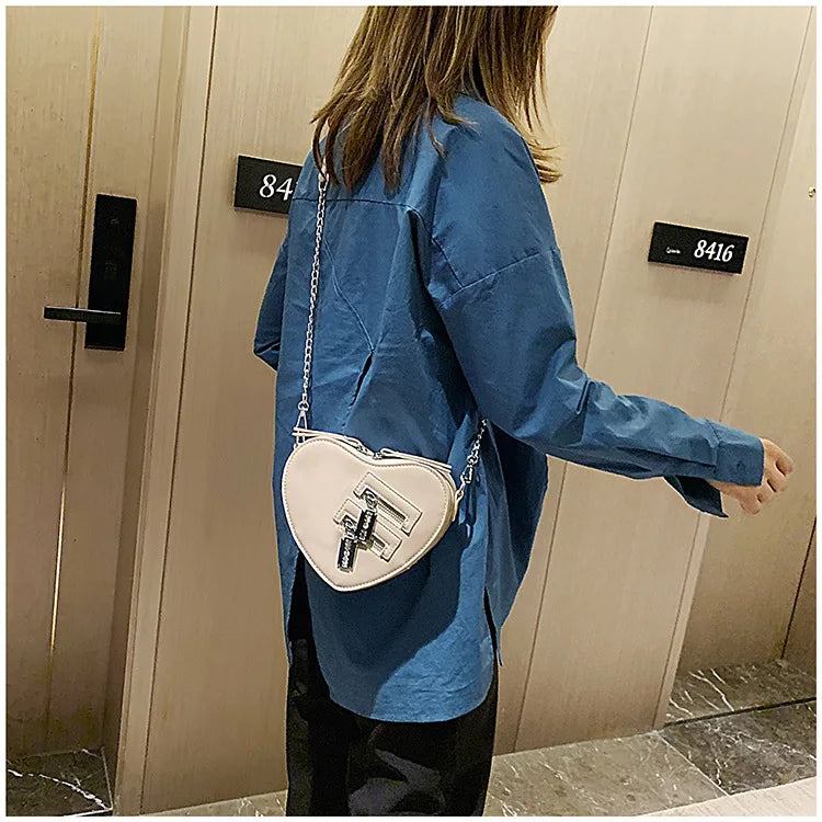 Gothic Heart Blade Zipper Chain Crossbody Bags for Women Girl Casual Shoulder Purses Handbags Techwear Summer Wallet Goth
