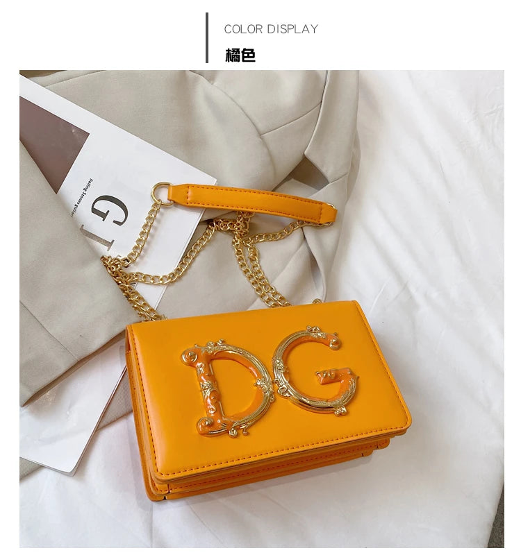 Stylish Crossbody Bag Ladies Handbag Made Of Genuine Leather With Gold Accents Fashionable Everyday Essential