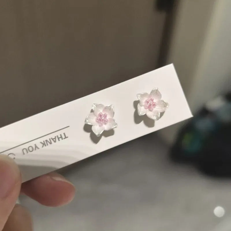 Small Fresh Resin Flower Earrings for Women Simple Fashion Cute Camellia Stud Earrings Mini White Pink Blue Jewelry