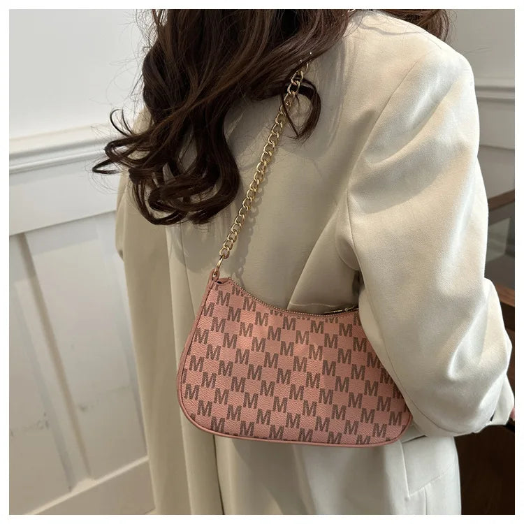 Vintage Style Square Handbag Crossbody Bag Adjustable Strap Women Messenger Shoulder Bag Sophisticated Accessory Tote Bag Purse
