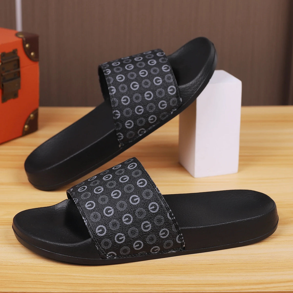 2026 Hot Selling Pattern Men Slides EVA Cushion Anti slip Slippers Fashion Design Casual Daily Home Outdoor Wear Slide Sandals