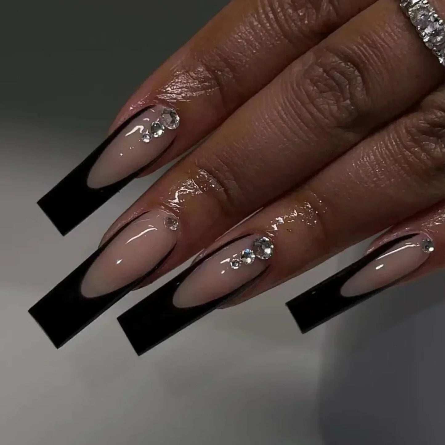 24Pcs Shimmery Long Coffin False Nails with Glue Ballerina Nail Design Sweet Fashion French Press on Acrylic Nails Tips