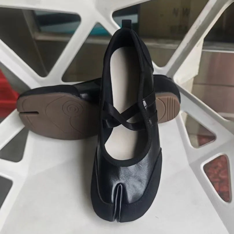 Split-Toe Casual Ballet Flats Shoes Women Genuine Pu Leather Cross Band Mary Janes Shoes Streetwear Elegant Loafers New Summer