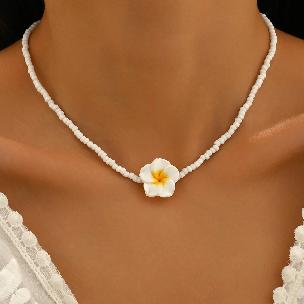 Boho Y2K Polymer Clay Flower Charm Necklace For Women Handmade Beaded Choker Necklace Girls Summer Jewelry Vacation Accessories