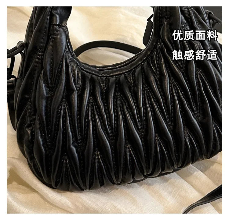 2025 New! Women's Niche Pleated Dumpling Bag – Mini Portable, Summer Trendy, Lightweight Fabric & Easy-Carry Messenger