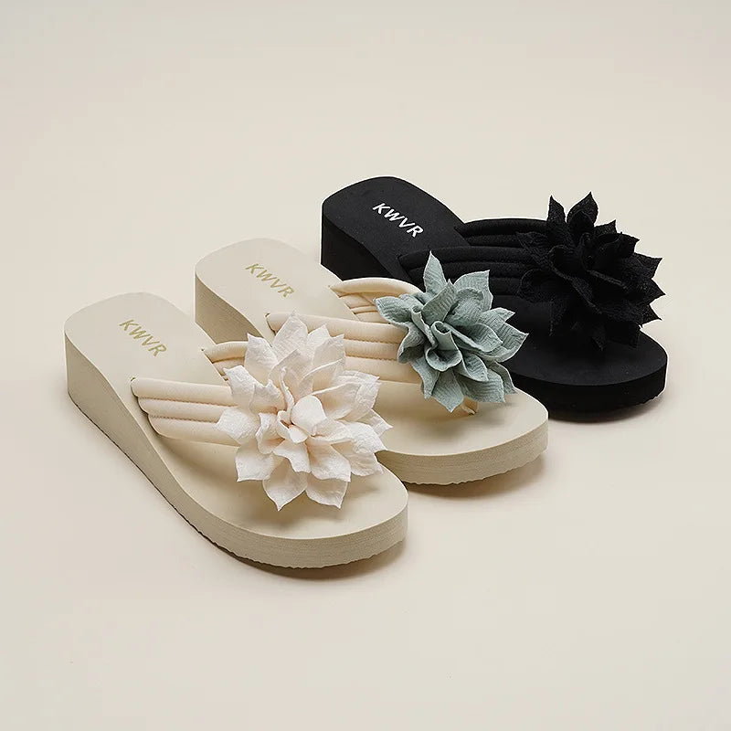 Adult 4cm Sponge Cake Thick Sole Flip Flops Summer 2026 Women's Versatile Conch Anti-slip Sandals Shiny Diamonds Beach Shoes
