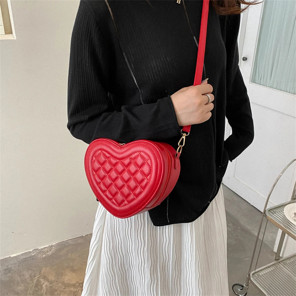 Fashion Love Heart Shape Shoulder Bag Handbags Designer Crossbody Bags PU Leather Zipper Women Casual Phone Bag Shoulder Bag
