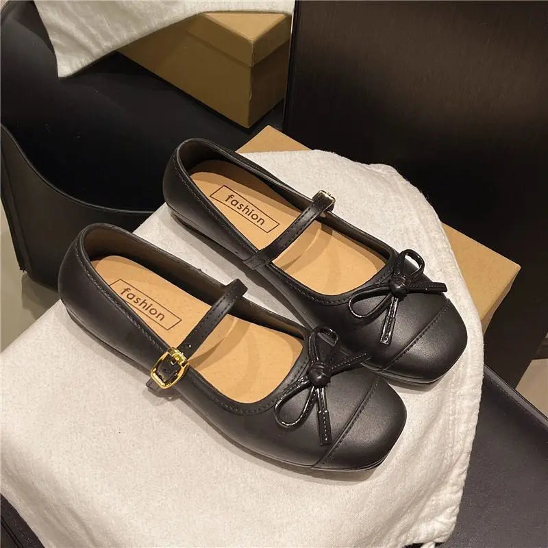 2026 New French Elegant Single Shoes Women Gentle Fairy Style Butterfly Knot Mary Janes Flat Bottom Shoes round Head PVC