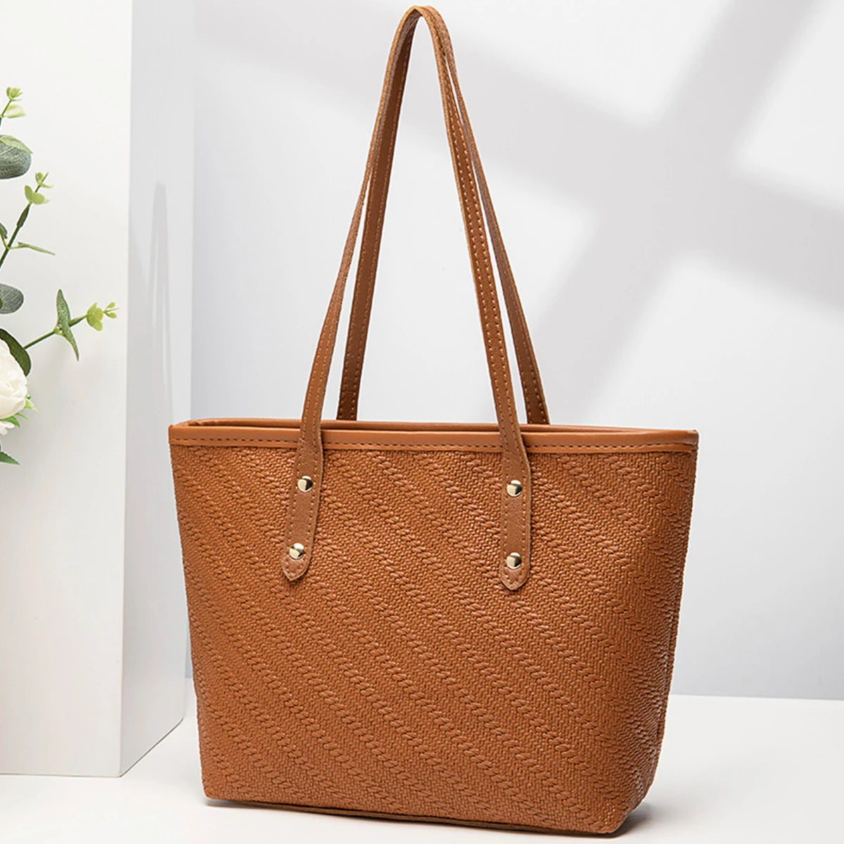 Trendy and versatile printed tote bags, fashionable and generous women's handbags, tote bags, large capacity women's bags.QKC