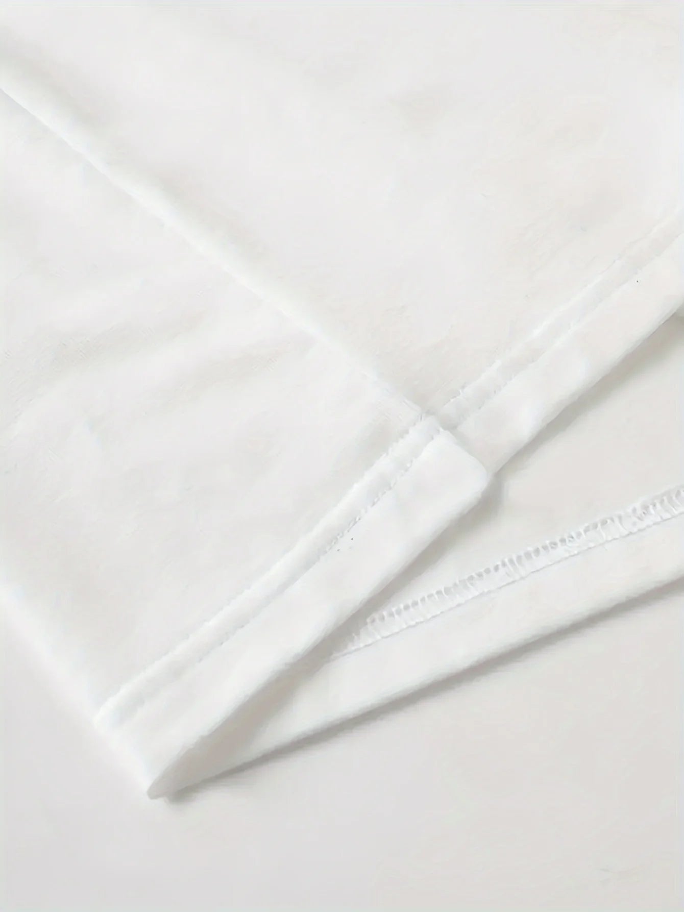 Cherry Print Crew Neck Crop T-shirt - Vibrant Y2K Inspired Short Sleeve Top for Spring and Summer Women's Fashion Clothing