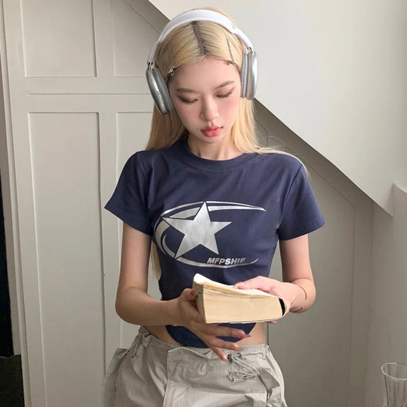 Women's Minimalist Star Print Y2K Gothic Harajuku Casual Pullover T-Shirt Retro Streetwear Top for Spring Summer