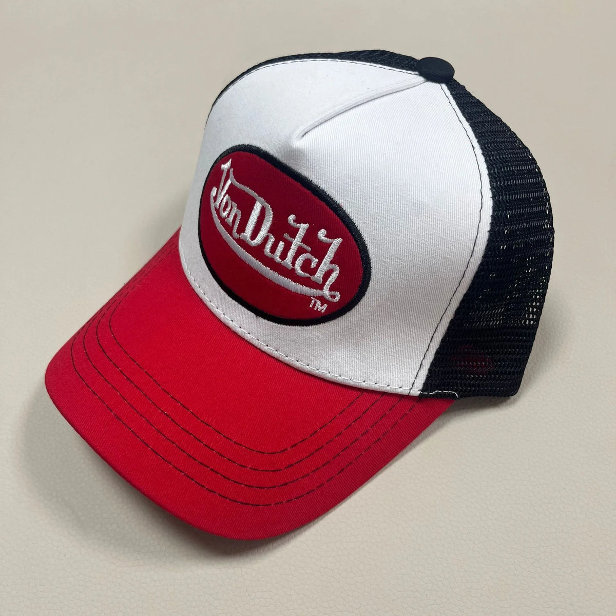 Casual fashion VON Baseball Cap Breathable shade Alphabet embroidery Sunblock Mesh Embroidered DUTCH Trucker Hat