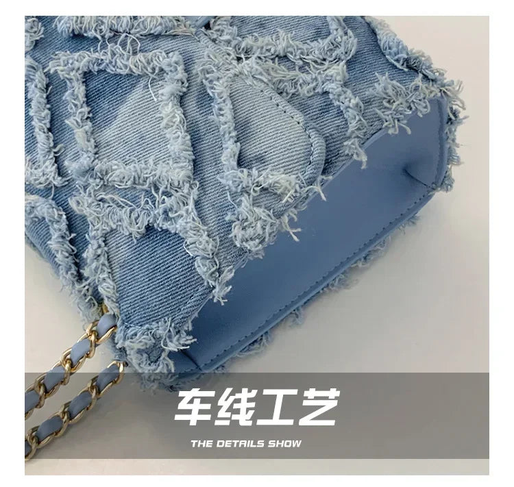 Fashion Forward Light Luxury Bag Retro Embossed Quilted Underarm, High - End Aesthetic, Versatile Handheld Option, Premium