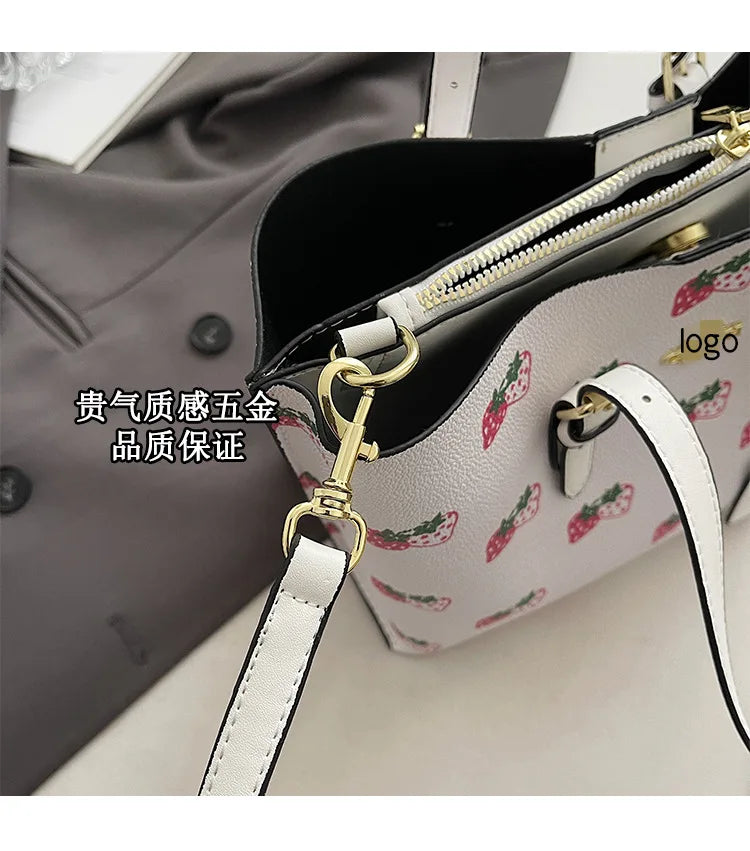 2025 Popular Classic Retro Tote Bag with Print, Shoulder Bag, Crossbody Bag, and Handheld Bag