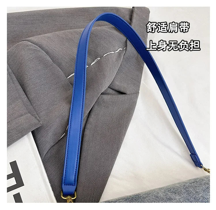 2025 High-Value Retro Women's Canvas Underarm Bag – Trendy Shoulder/Crossbody, Versatile Sophisticated Backpack