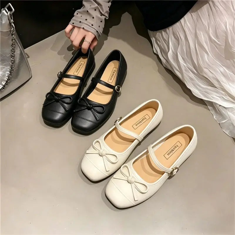 2026 New French Elegant Single Shoes Women Gentle Fairy Style Butterfly Knot Mary Janes Flat Bottom Shoes round Head PVC