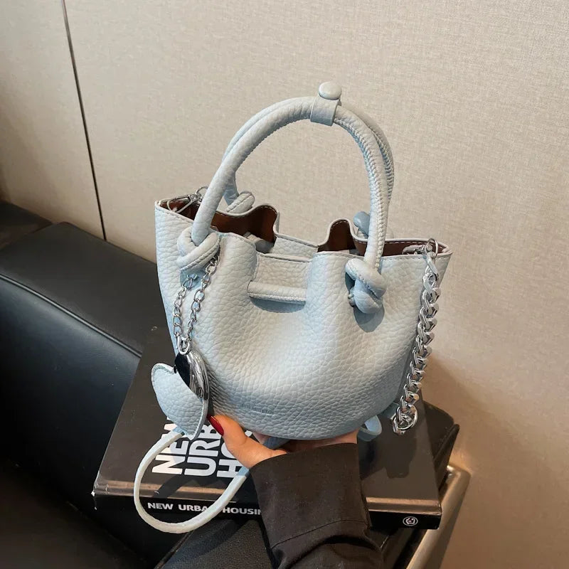 2025 Summer New Pleated Bucket Bag | Niche Fashion Hand-carried Messenger | High-end Simple Design for Beach & Vacation