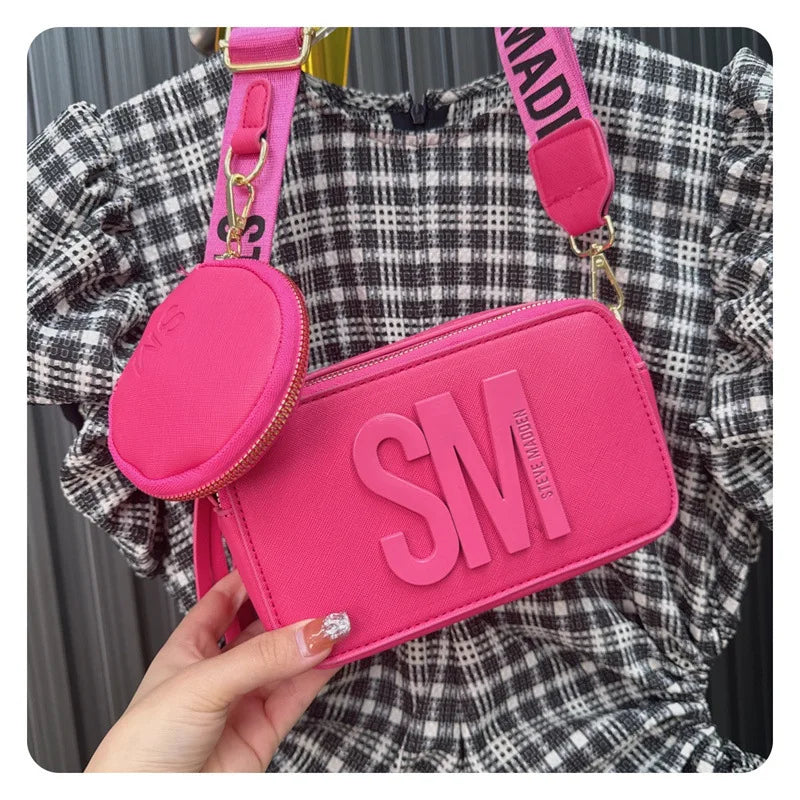 2024 Spring/Summer New Fashion Camera Bag with Wide Shoulder Strap, Lettering, Small Square Bag, Crossbody Bag