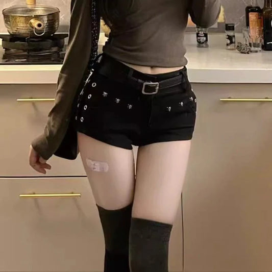 Ladies Popular Sexy Low Waist Y2k Jeans Female Vintage Korean Fashion Mini Pants Girls Vintage Designer Gothic Black Shorts