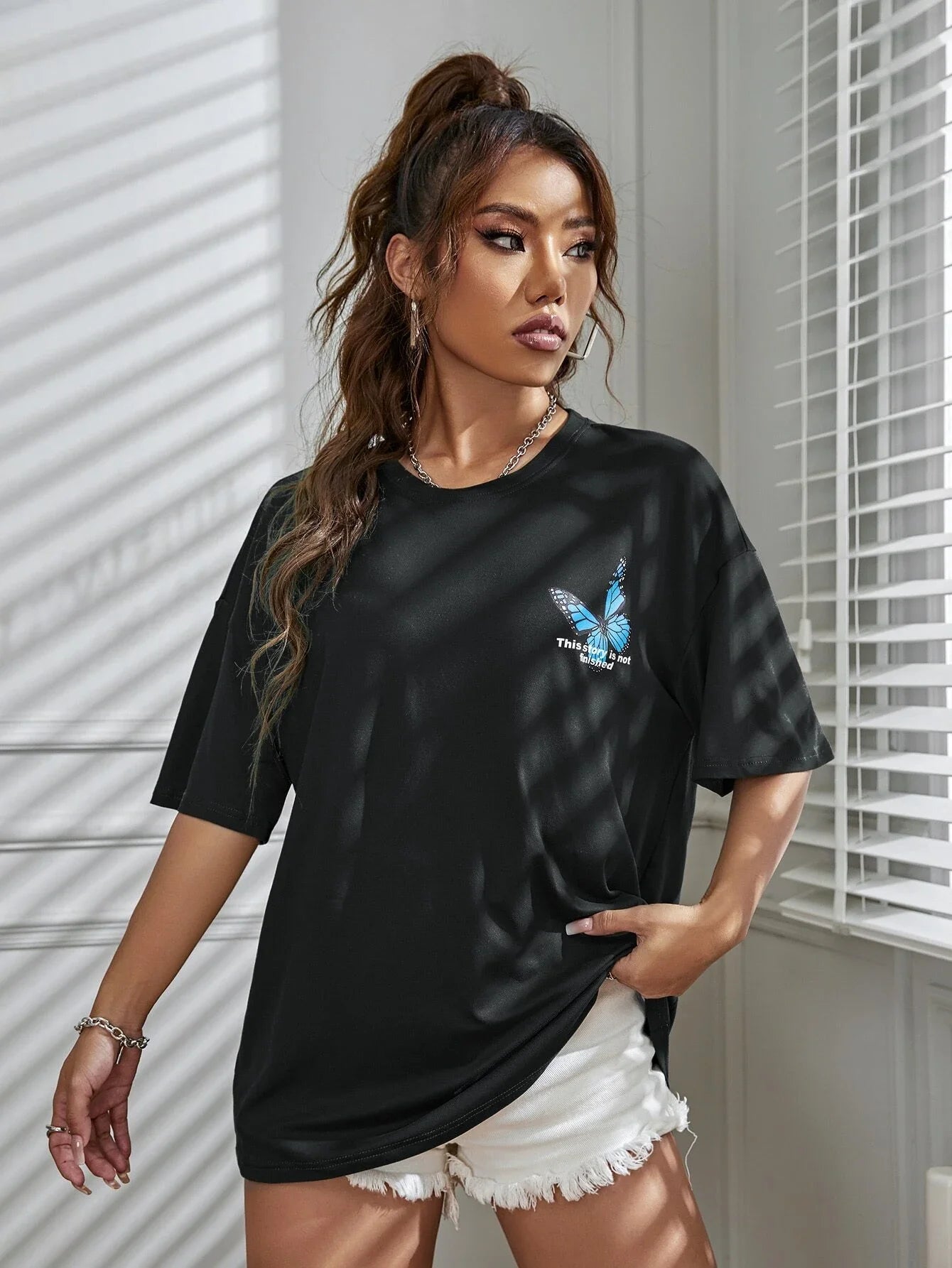 Art Word and Blue Butterfly Printed Women T-Shirt Casual Cotton Short Sleeve Breathable Summer T Shirt Street  Clothing