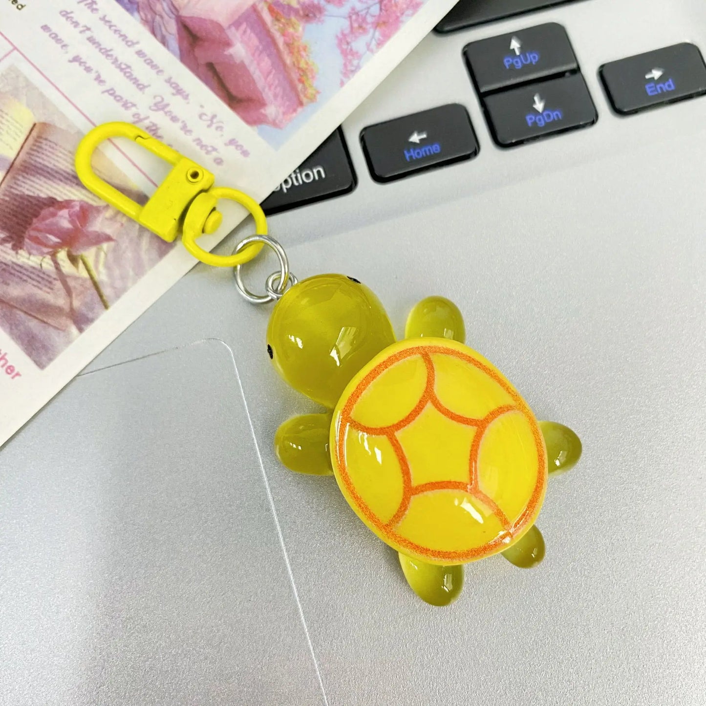 20PC Glow in The Dark Turtle Keychain for Women Bag Pendant Cute Luminous Tortoise Key Chains Animal Keyring Girl Friend DIYGift