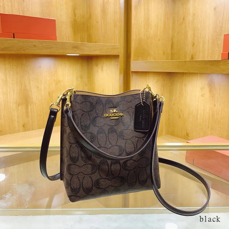 Hot women's handbag PU luxury fashion brand designer large capacity bucket classic shopping trip women's underarm bag