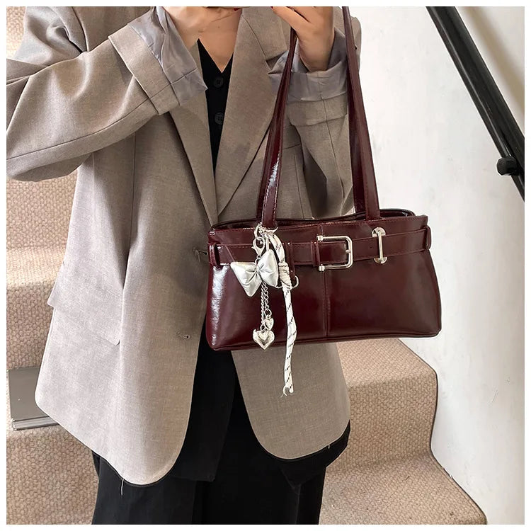 Belt Buckle Design Shoulder Satchels Bag for Women 2025 New in Luxury Designer Handbags Branded Fashion Totes with Pendant Сумка