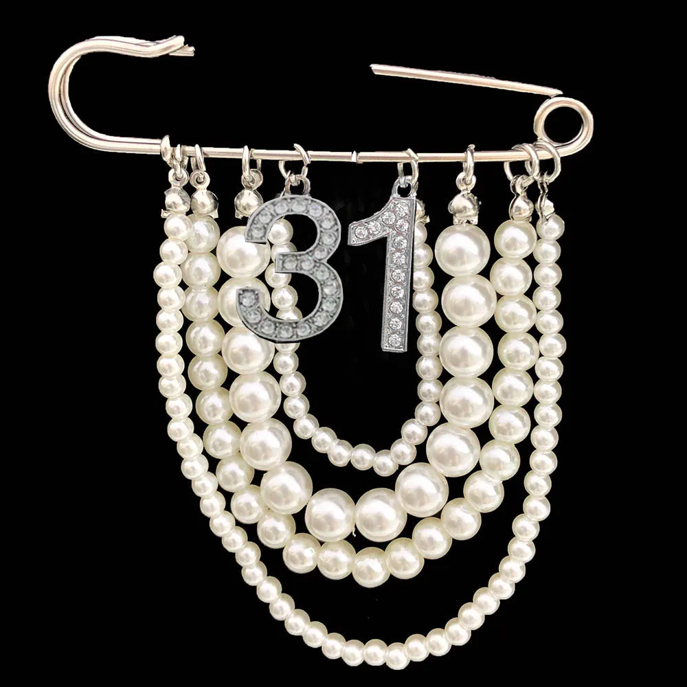 Greek Number Sorority Cloth Twisted Pearl Brooches for Women Fashion Coat Link Pins Hanging Style Brooch Summer Jewelry
