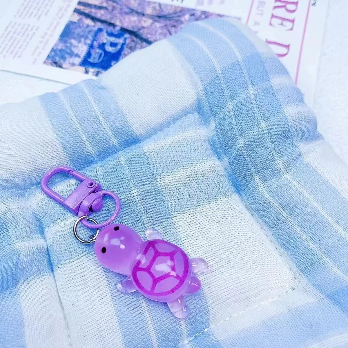 20PC Glow in The Dark Turtle Keychain for Women Bag Pendant Cute Luminous Tortoise Key Chains Animal Keyring Girl Friend DIYGift