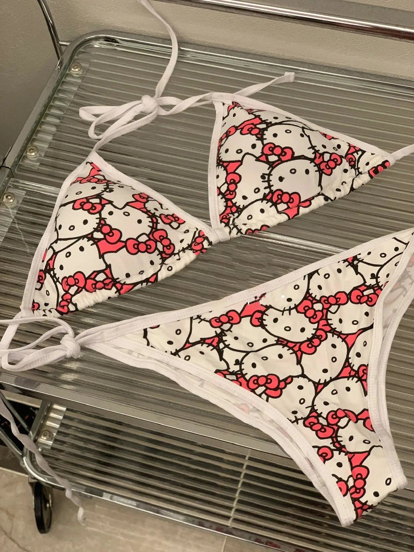 Sanrio Hello Kitty Kawaii Bikinis Set Cute Cartoon Anime Summer Beach Soft Side Strappy Panties Kawaii Swimsuit Sexy Bikini Y2k