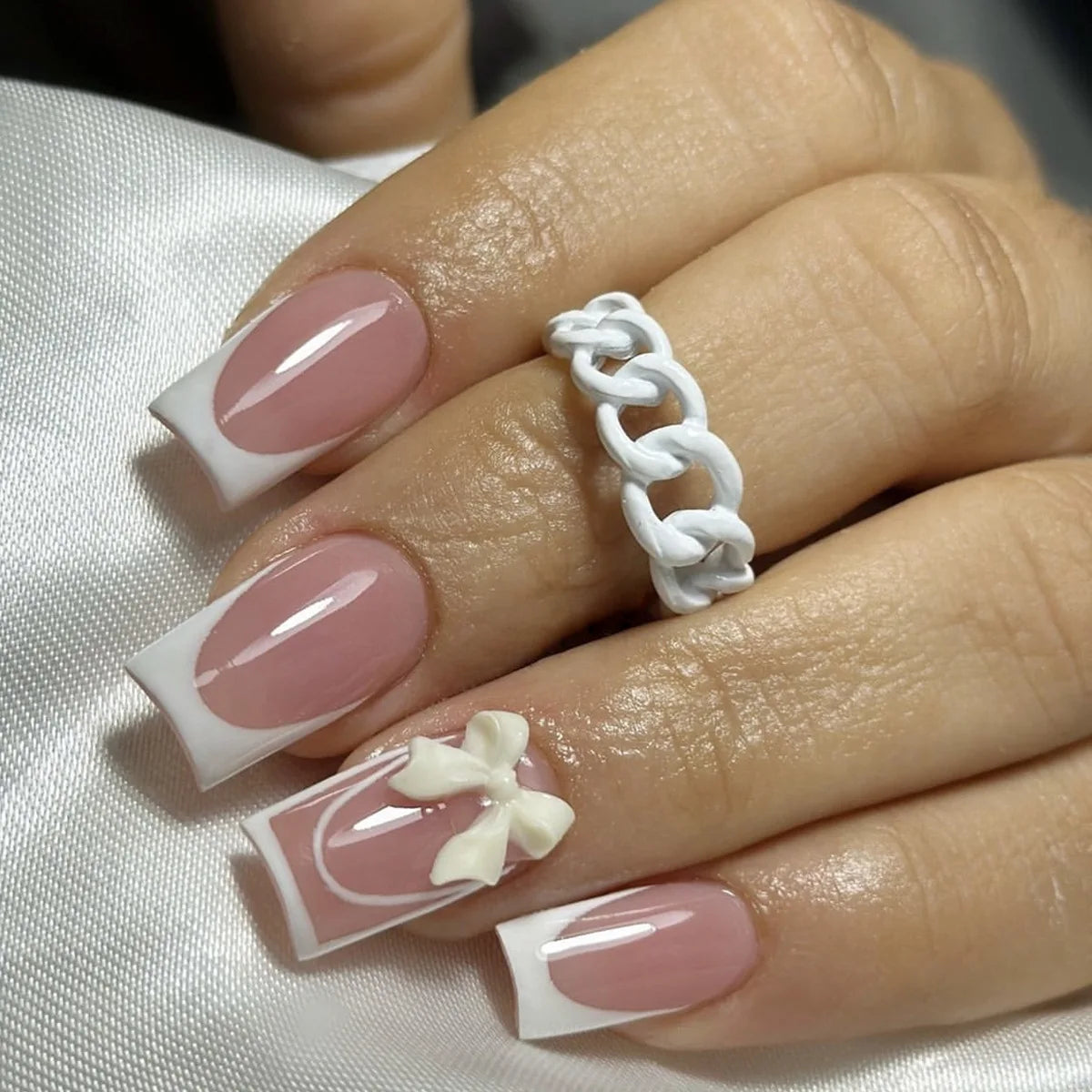 White French Press on Nails 3D Bowknot Fake Nails Tips Full Cover Wearable False Nails for Women and Girls DIY 24Pcs