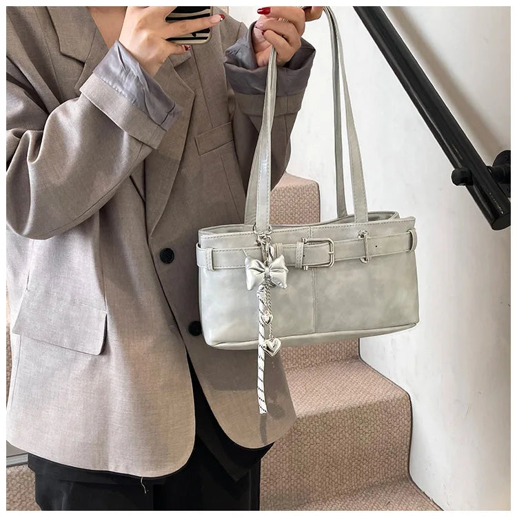 Belt Buckle Design Shoulder Satchels Bag for Women 2025 New in Luxury Designer Handbags Branded Fashion Totes with Pendant Сумка