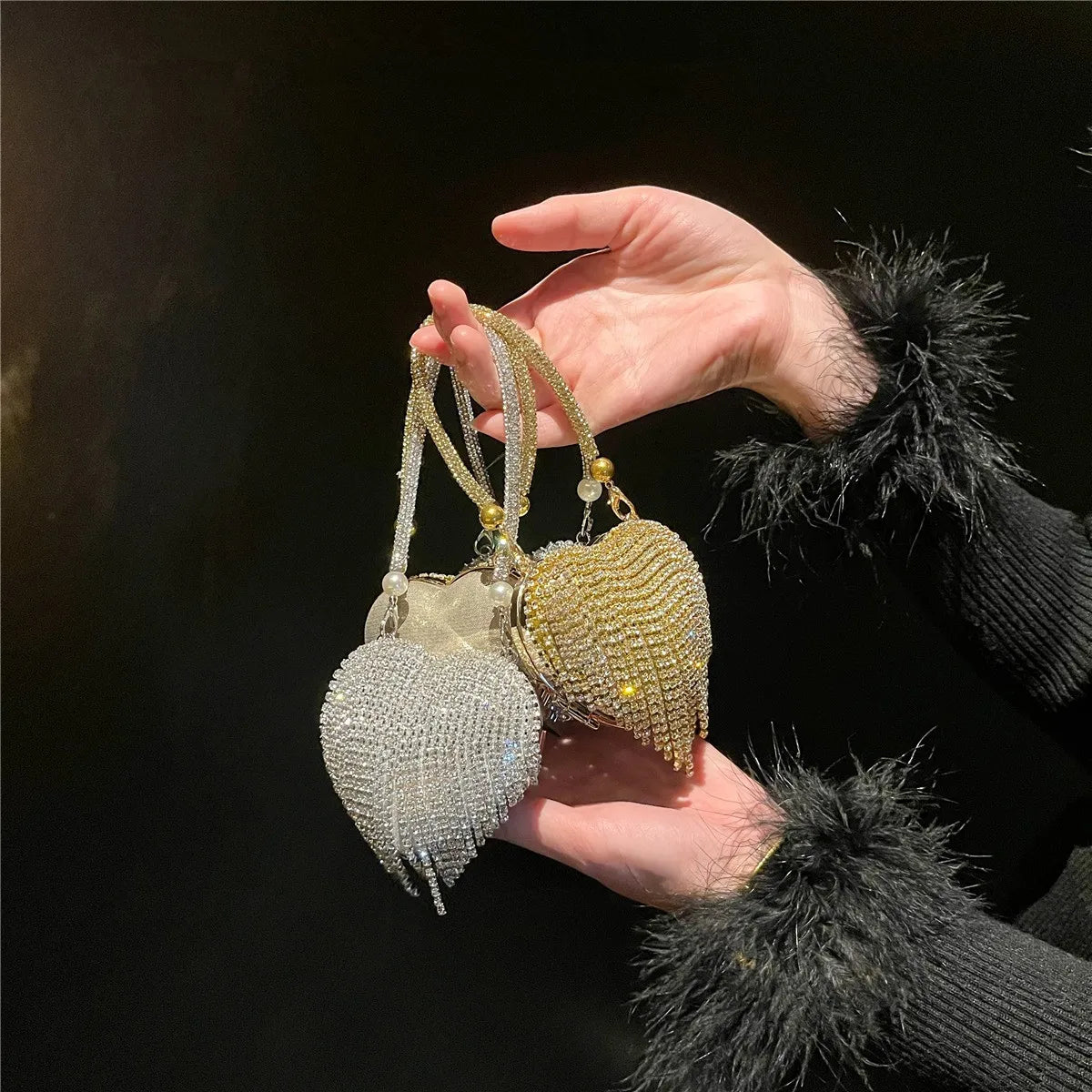 Luxury Small Bling Heart Shape Diamond Evening Clutch Purse For Women Chain Bag