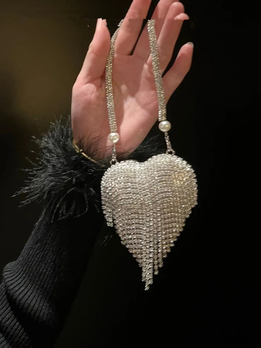Luxury Small Bling Heart Shape Diamond Evening Clutch Purse For Women Chain Bag
