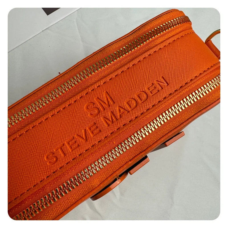 2024 Spring/Summer New Fashion Camera Bag with Wide Shoulder Strap, Lettering, Small Square Bag, Crossbody Bag