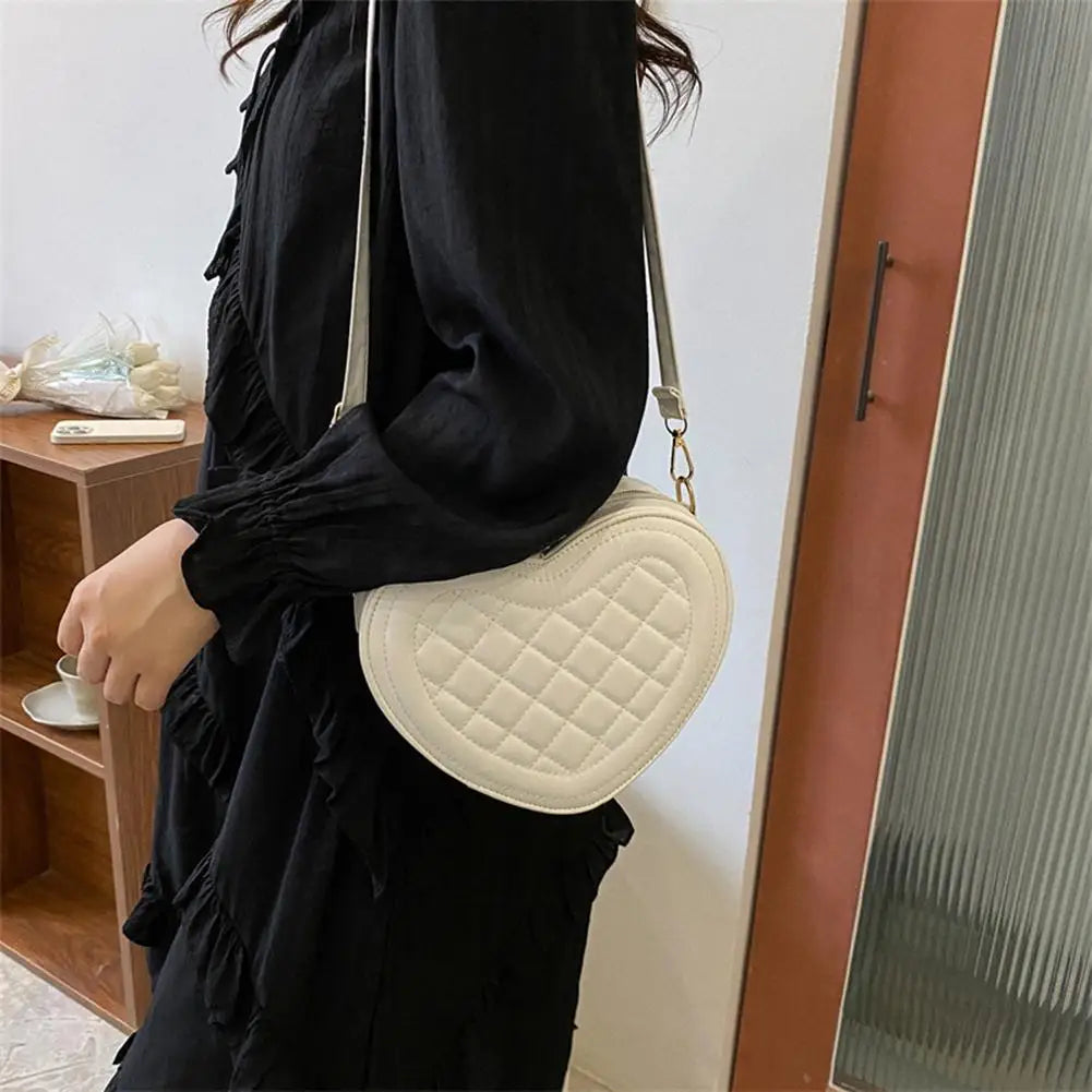 Fashion Love Heart Shape Shoulder Bag Handbags Designer Crossbody Bags PU Leather Zipper Women Casual Phone Bag Shoulder Bag