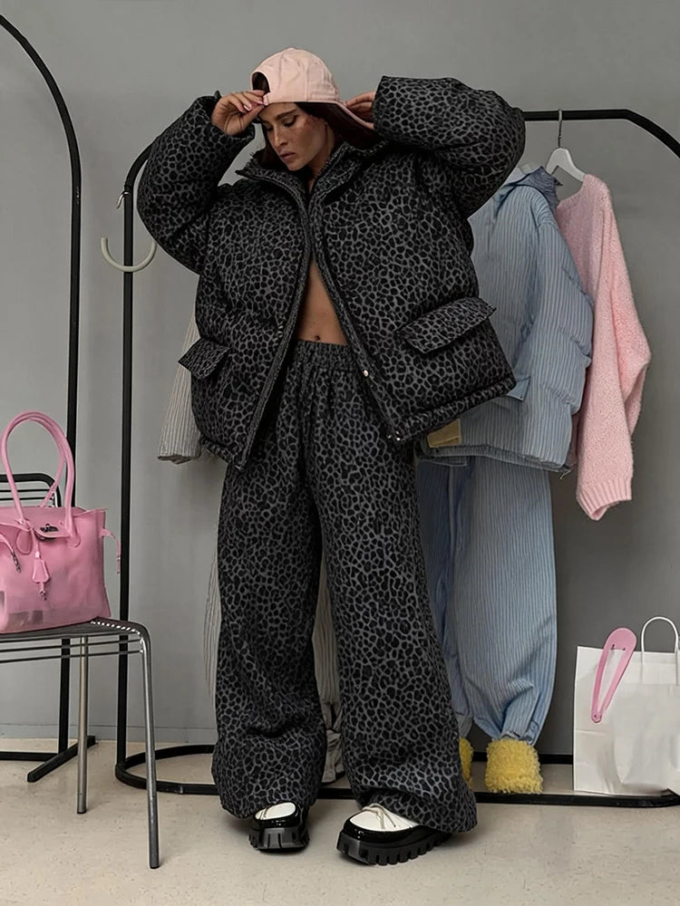Casual Leopard Printed Hooded Puffer Jacket Pants Set Oversized Zip Up Warm 2026 Winter Women Outdoor Outfit Streetwear Suits