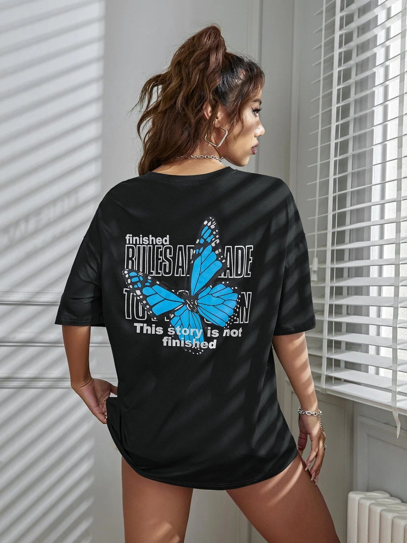 Art Word and Blue Butterfly Printed Women T-Shirt Casual Cotton Short Sleeve Breathable Summer T Shirt Street  Clothing