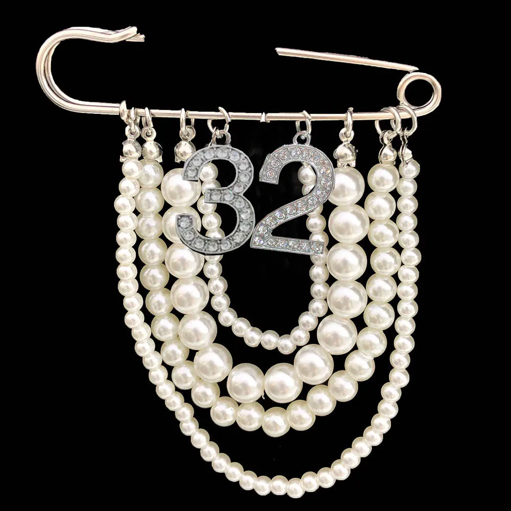 Greek Number Sorority Cloth Twisted Pearl Brooches for Women Fashion Coat Link Pins Hanging Style Brooch Summer Jewelry