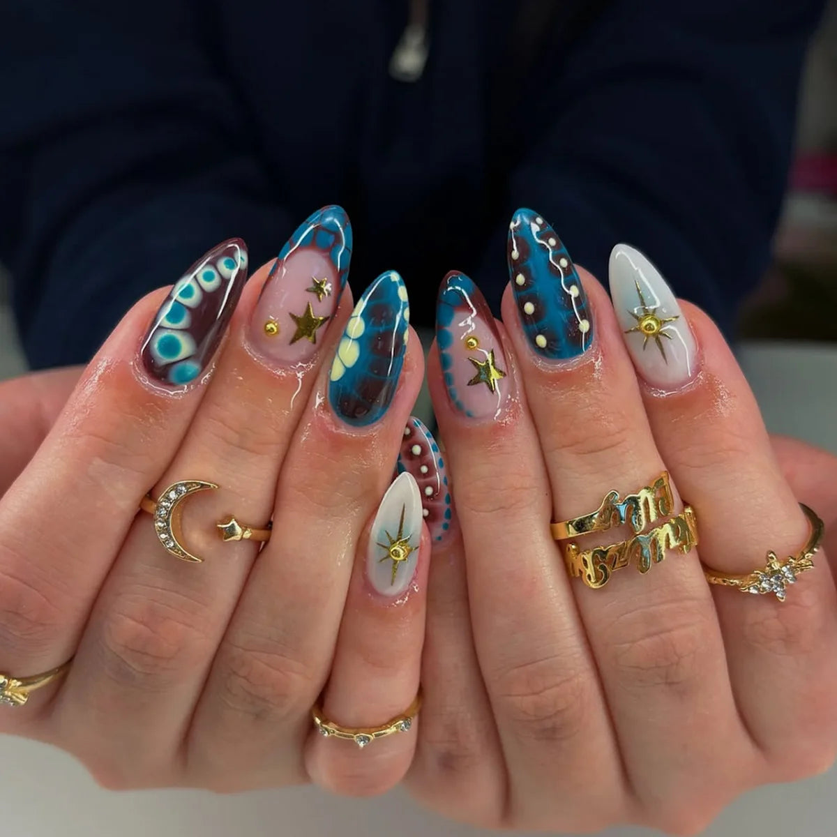 24Pcs Mid-length Gilded Almond Nails Set Press on 3D Flower Gradient Pink Full Cover False Nails Tips Pearl Reusable Fake Nails