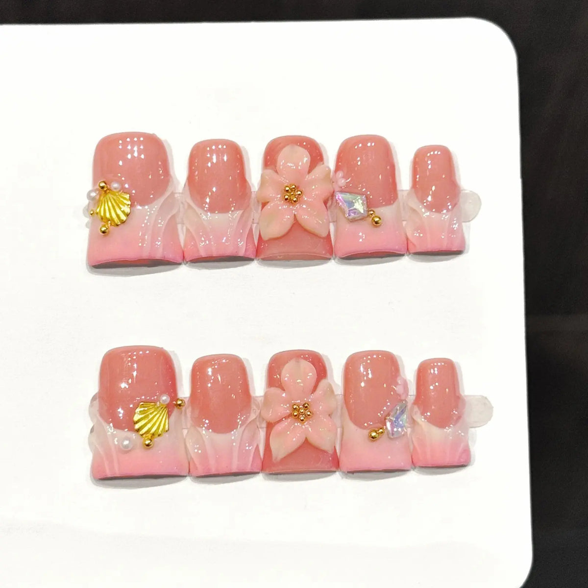 10pcs Handmade Duckbill Press on Nails French Artificial Nails With 3D Flowers Decor Elegant Fake Nails Detachable False Nails