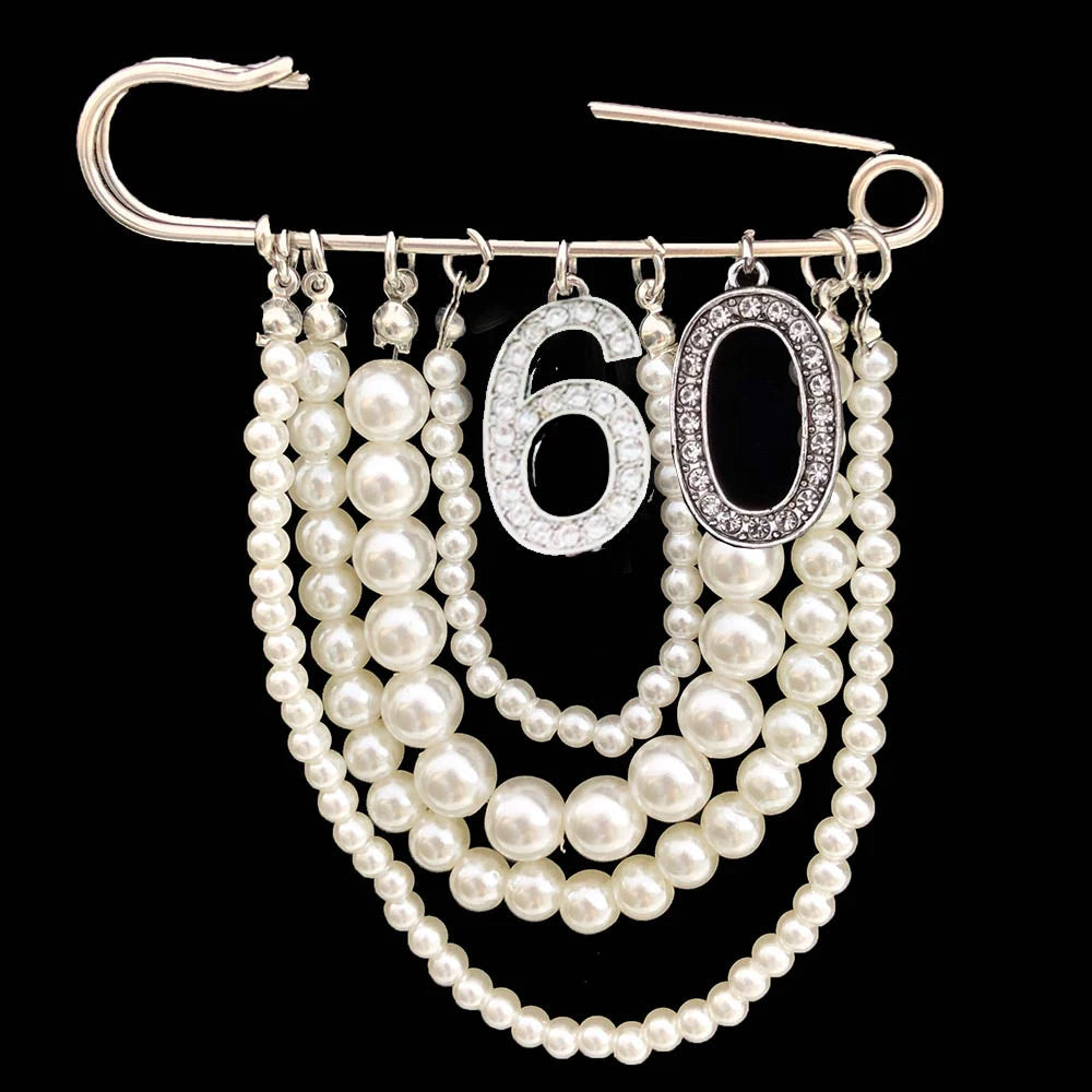 Greek Number Sorority Cloth Twisted Pearl Brooches for Women Fashion Coat Link Pins Hanging Style Brooch Summer Jewelry