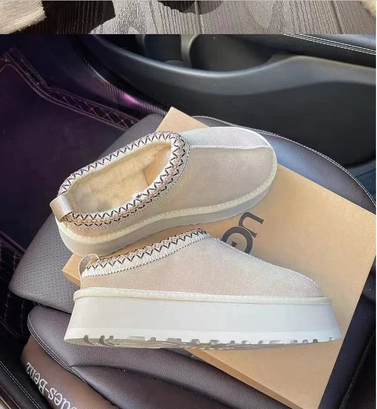 Snow Boots Women 2026 Winter New Short Cashmere Warm Thick-soled Shoes Without Heels Wool Half Slippers Women's Cotton Shoes