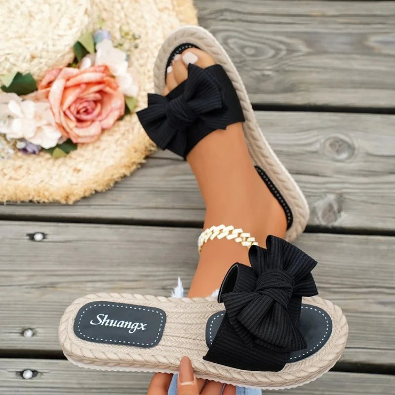 Women's Slip-On Flat Sandals Feature a Soft Sole and Upper Design, And Decorated with Bow Details, Both Stylish and Versatile