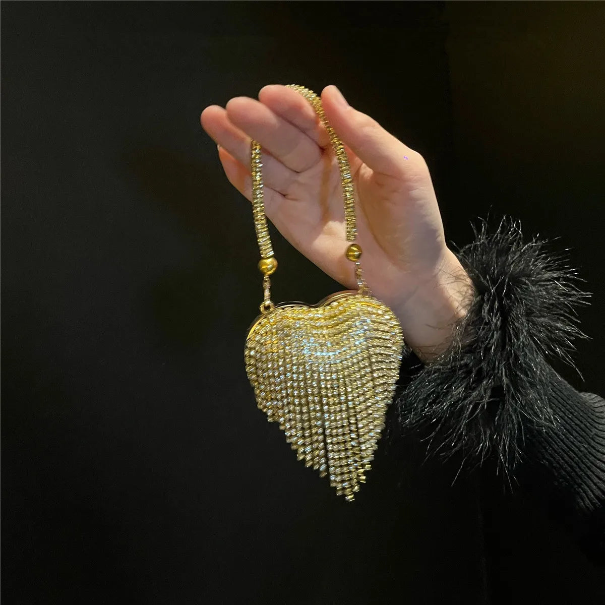 Luxury Small Bling Heart Shape Diamond Evening Clutch Purse For Women Chain Bag