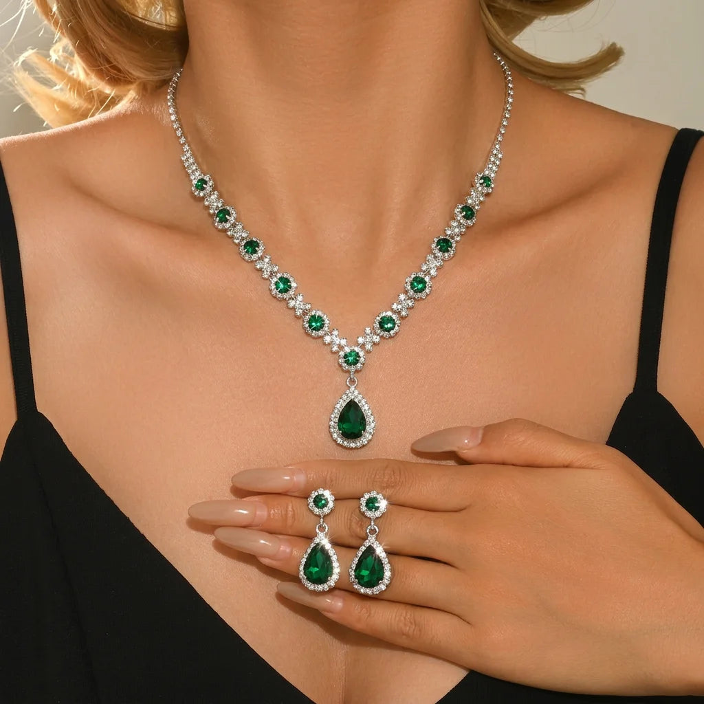 Simple and atmospheric water droplet necklace earrings two-piece set as a surprise birthday gift for girlfriend and best friend